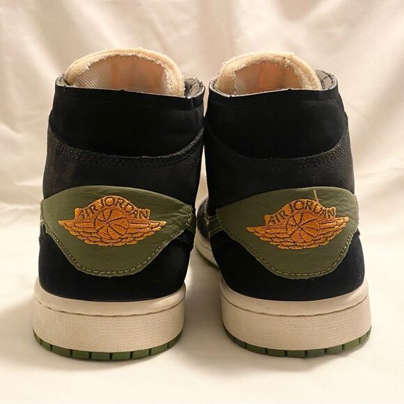 Nike Air Jordan 1 Mid SE Craft. Men size 8.5. Excellent condition. - Picture 3 of 16